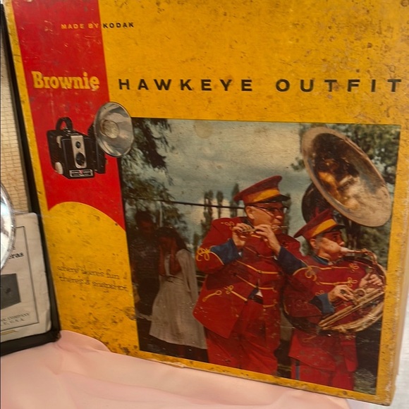 Kodak brownie Hawkeye camera flash outfit super old collectible with box - Picture 3 of 9